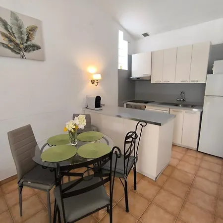 شقة Apartamento Paradero Las Americas Con Jardin *
