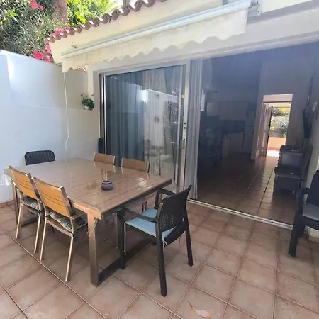 Apartamento Paradero Las Americas Con Jardin شقة *